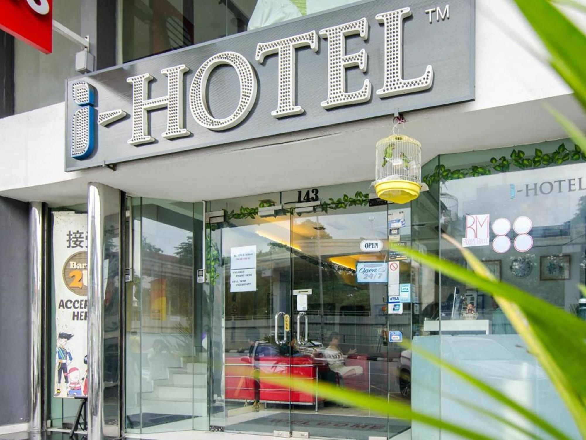I-Hotel Куала Лумпур Екстериор снимка